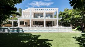 Villa en venta en La Quinta Golf, Benahavis