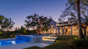 Villa zu verkaufen in La Cerquilla, Nueva Andalucia