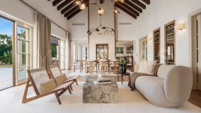 Villa for sale in Nueva Andalucia, Marbella