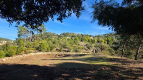 Tomt for sale in La Zagaleta, Benahavis