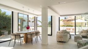 Villa zu verkaufen in Nueva Andalucia, Marbella