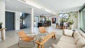Villa zu verkaufen in La Cerquilla, Nueva Andalucia