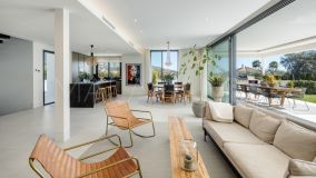 Villa zu verkaufen in La Cerquilla, Nueva Andalucia