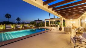 Villa en venta en Los Naranjos Country Club, Nueva Andalucia