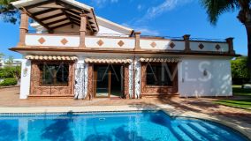 Villa for sale in El Presidente, Estepona Est