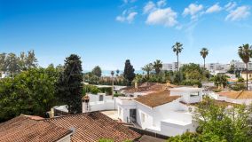 Villa for sale in Linda Vista Baja, San Pedro de Alcantara