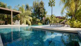 Villa for sale in Las Chapas, Marbella Est