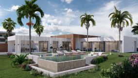 Villa for sale in Los Altos de los Monteros with 4 bedrooms
