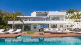 Villa en venta en La Quinta Golf, Benahavis