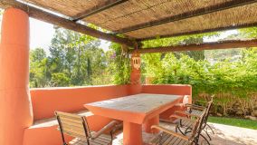Country House for sale in Benahavis Centro