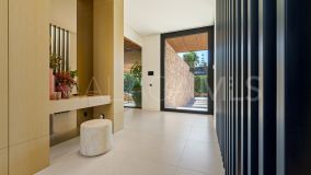 Villa en venta en Parcelas del Golf, Nueva Andalucia