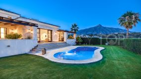 Villa mediterránea en el corazón del valle del golf, Nueva Andalucía