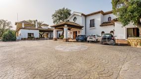 Villa en venta en La Mairena con 7 dormitorios