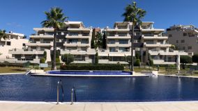 Luxury Living at Arrayanes Golf: 3-Bedroom Apartment with Spectacular Views in Benahavís.