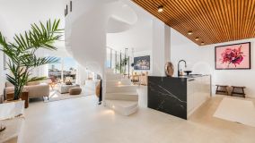 Atico duplex en venta con 3 dormitorios en Aloha Gardens