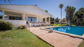 Villa en venta en La Montua, Marbella Ciudad