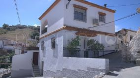 Buy house in Canillas de Aceituno with 6 bedrooms
