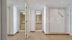 Piso en venta en La Carolina, Marbella Golden Mile