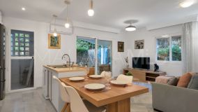 Flat for sale in La Carolina, Marbella Golden Mile
