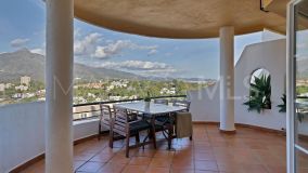 Flat for sale in Nueva Andalucia, Marbella