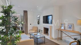 Flat for sale in Nueva Andalucia, Marbella