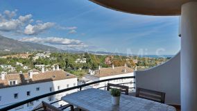 Flat for sale in Nueva Andalucia, Marbella