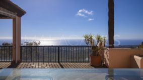 House for sale in La Mairena, Marbella East