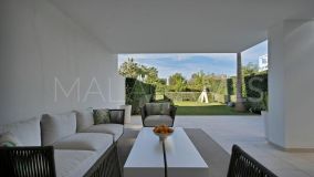 Flat for sale in Benatalaya, Estepona East