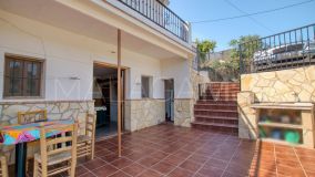 Hus i byn for sale in Canillas de Aceituno