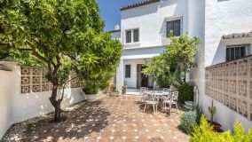 Maison for sale in Huerta Belón, Marbella City