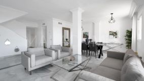 Piso en venta en La Carolina, Marbella Golden Mile