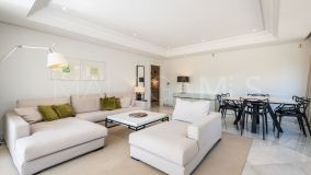 Lägenhet for sale in La Carolina, Marbella Golden Mile