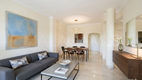 Flat zu verkaufen in Hacienda Elviria, Marbella Ost