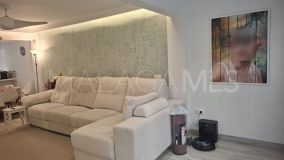 Flat for sale in Playa de la Fontanilla, Marbella City
