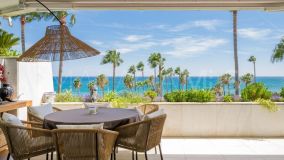 Flat for sale in Marbella - Puerto Banus