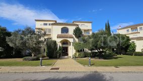 Fantastic Duplex with panoramic views in San Roque club