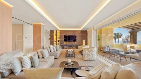 Stunning luxury penthouse frontline beach in Marbella
