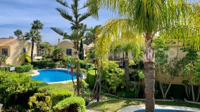 For sale town house in Azalea Beach with 4 bedrooms