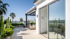 Town House for sale in La Colina, Nueva Andalucia