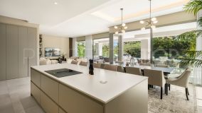 5 bedrooms villa for sale in Haza del Conde