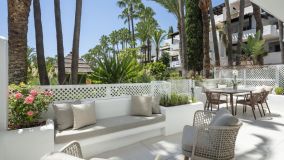 Apartamento Planta Baja en venta en Puente Romano, Marbella Golden Mile