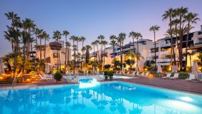 Appartement rez de chaussée for sale in Puente Romano, Marbella Golden Mile