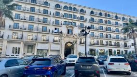 Kommersiella Lokaler for sale in Nueva Andalucia, Marbella