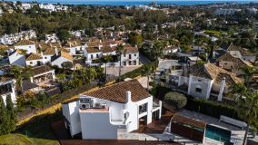 Villa for sale in Nueva Andalucia, Marbella