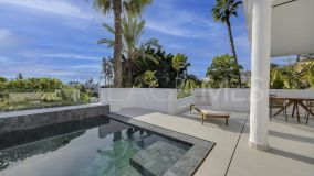 Town House for sale in El Paraiso, Estepona East