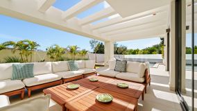 Villa for sale in Linda Vista Baja, San Pedro de Alcantara