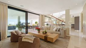 Villa for sale in Nueva Andalucia, Marbella