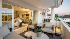 Penthouse for sale in Monte Paraiso, Marbella Golden Mile