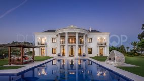 Classical style luxury villa in the east side of Marbella