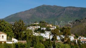 Plot for sale in Benahavis Centro